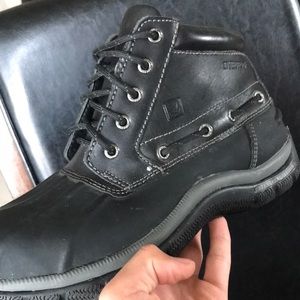 Sperry top-spider boots